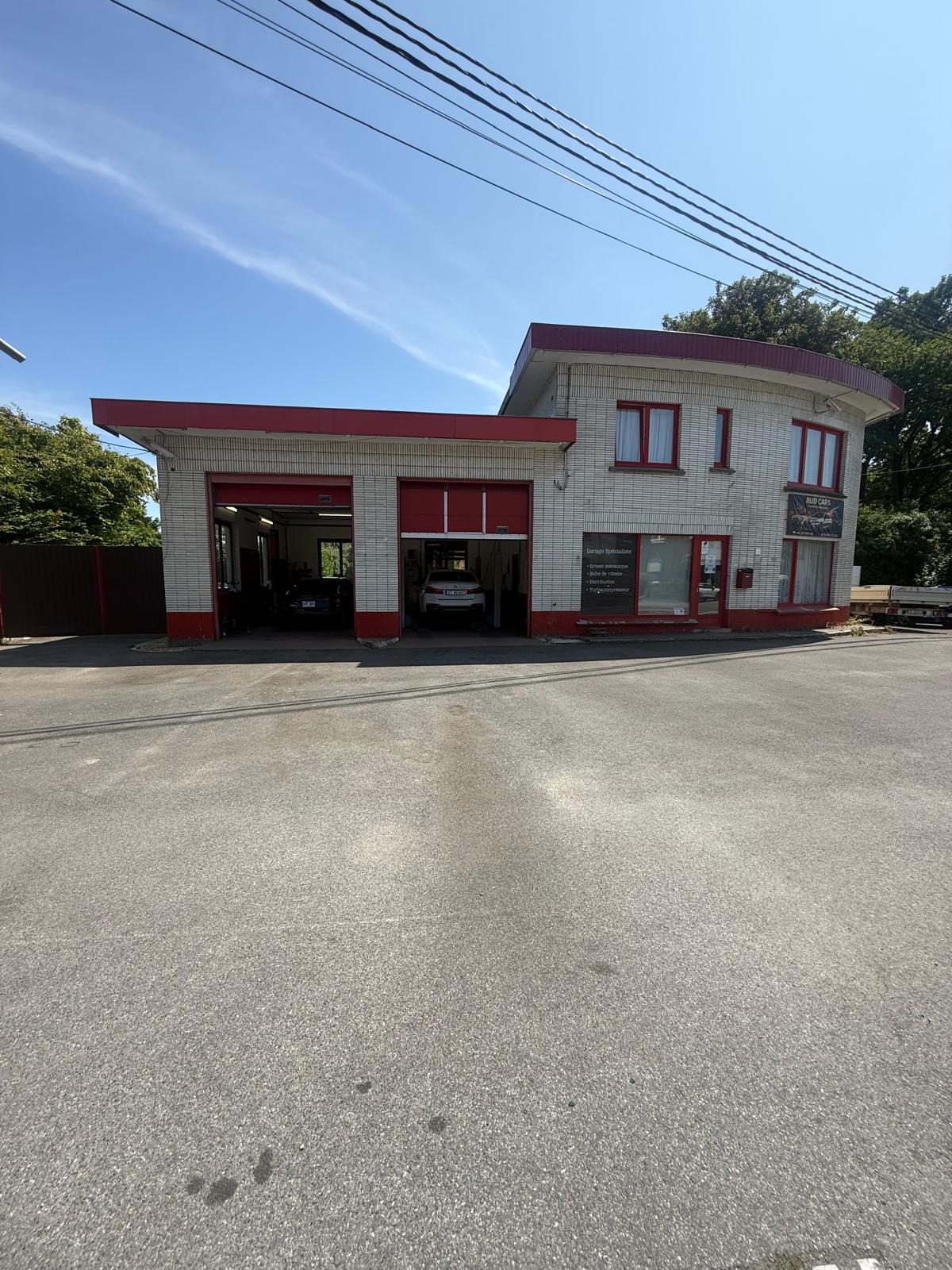 Extérieur du garage - Vue 1